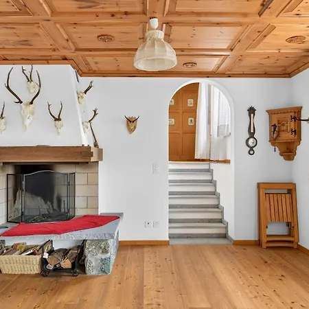 5 Bedrooms Family Near Sankt Moritz * צואוץ
