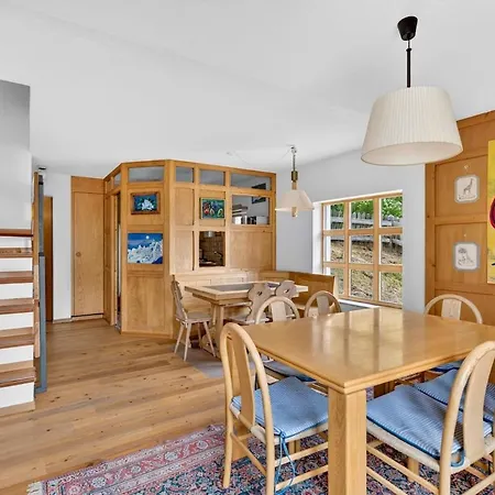 5 Bedrooms Family Near Sankt Moritz * צואוץ