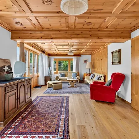 5 Bedrooms Family Near Sankt Moritz דירה *