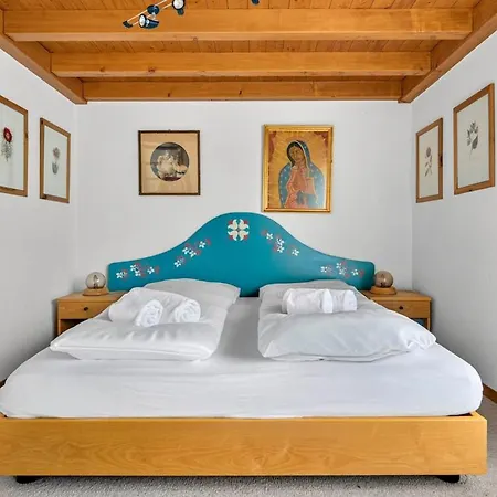 5 Bedrooms Family Near Sankt Moritz