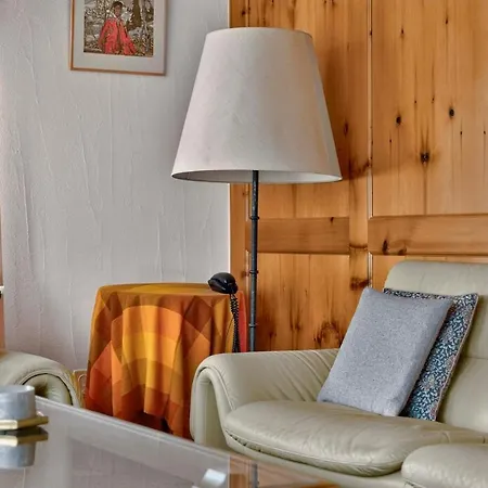 5 Bedrooms Family Near Sankt Moritz דירה צואוץ