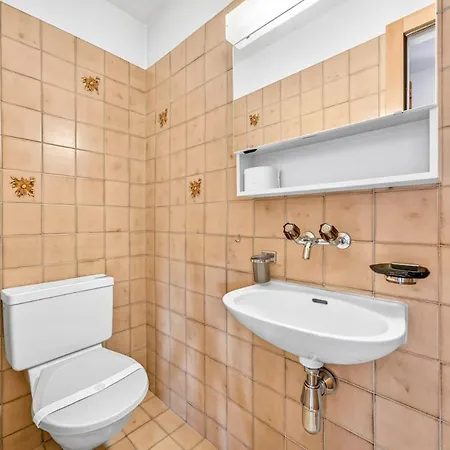5 Bedrooms Family Near Sankt Moritz * צואוץ