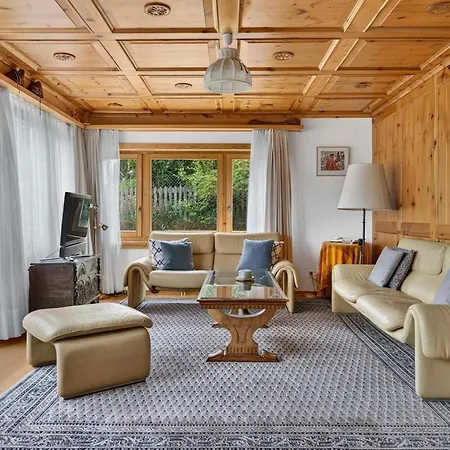 דירה 5 Bedrooms Family Near Sankt Moritz צואוץ