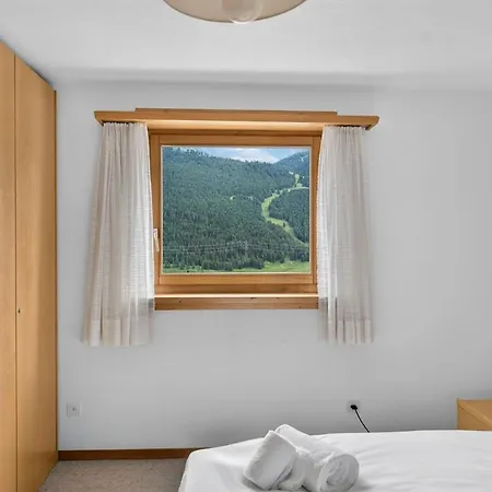 5 Bedrooms Family Near Sankt Moritz