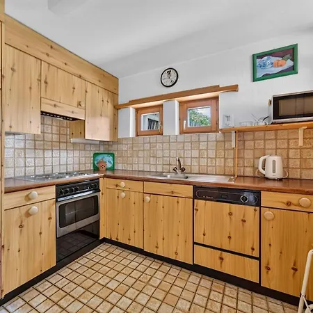 5 Bedrooms Family Near Sankt Moritz * צואוץ
