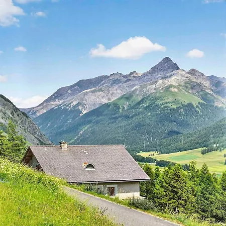 5 Bedrooms Family Near Sankt Moritz
