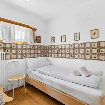 5 Bedrooms Family Near Sankt Moritz * צואוץ